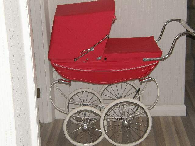 dolls coach built pram